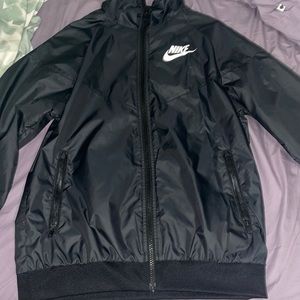 NEW Nike Sportswear Windbreaker